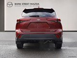 2021 Toyota Highlander XLE image 4