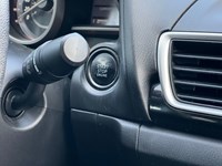 2014  Mazda3 4dr Sdn Auto GS-SKY