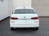 2020 Volkswagen Passat Highline Auto