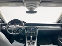 2020 Volkswagen Passat Highline Auto