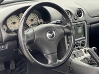 2004 Mazda MX-5 Miata 2dr Conv GS Manual