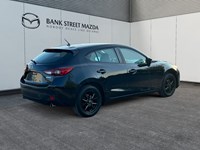 2015  Mazda3 Sport 4dr HB Sport Auto GX