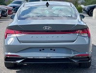 2021 Hyundai Elantra Ultimate/ Fully Loaded/ 2 Sets of Tires