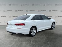 2020 Volkswagen Passat Highline Auto
