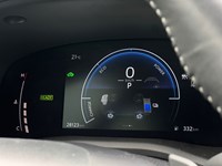 2025 Toyota Camry SE Hybrid - One Owner - Clean CarFax
