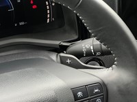 2025 Toyota Camry SE Hybrid - One Owner - Clean CarFax