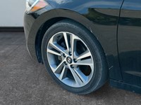 2017 Hyundai Elantra 4dr Sdn Auto Limited SE