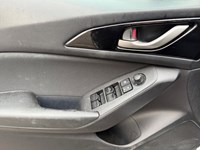 2016  Mazda3 4dr Sdn Auto GS