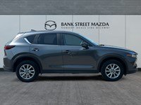 2024 Mazda CX-5 GS AWD *Ltd Avail*