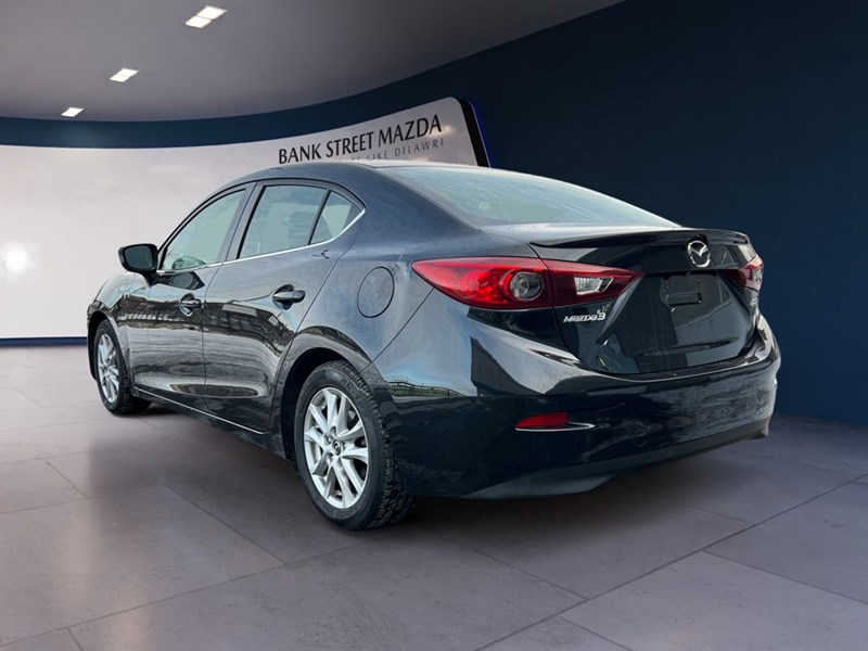 2014  Mazda3 4dr Sdn Auto GS-SKY