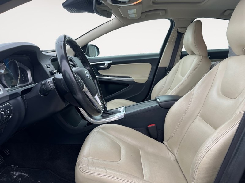 2016 Volvo S60 4dr Sdn T5 Special Edition Premier AWD