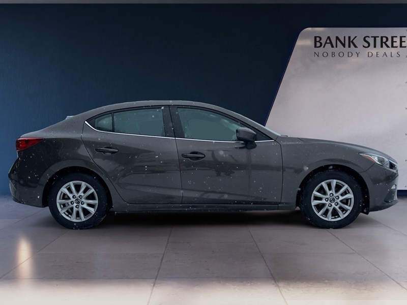 2015  Mazda3 4dr Sdn Auto GS
