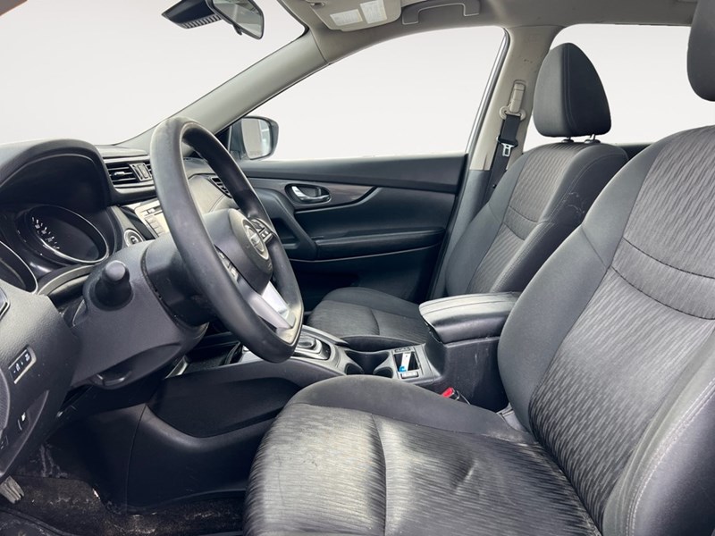 2020 Nissan Rogue AWD SV