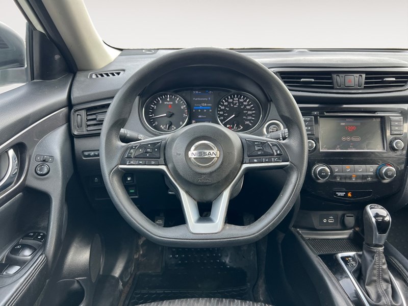 2020 Nissan Rogue AWD SV