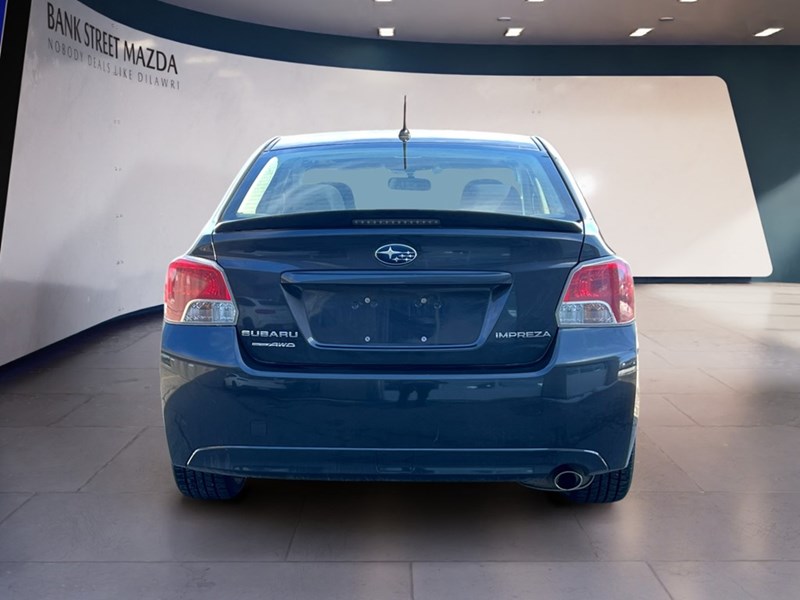 2014 Subaru Impreza 4dr Auto 2.0i Premium