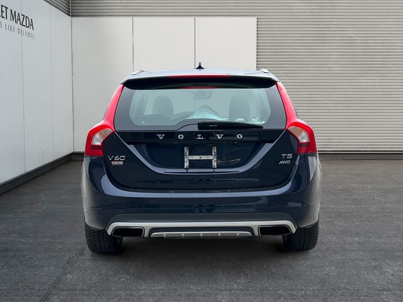 2017 Volvo V60 4dr Wgn T5 Special Edition Premier AWD
