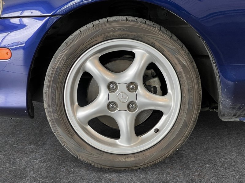 2004 Mazda MX-5 Miata 2dr Conv GS Manual