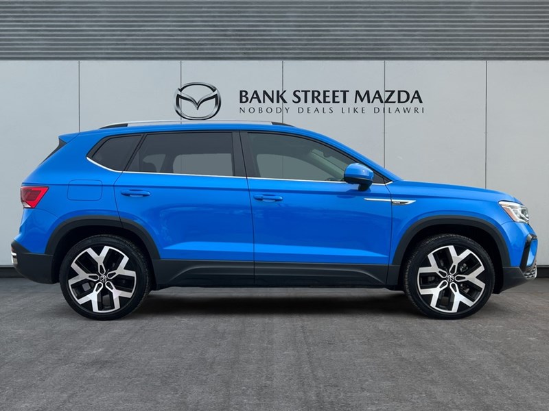 2022 Volkswagen Taos Highline 4MOTION