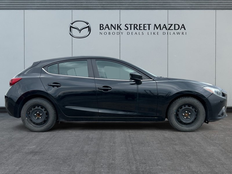 2016  Mazda3 Sport 4dr HB Sport Man GS