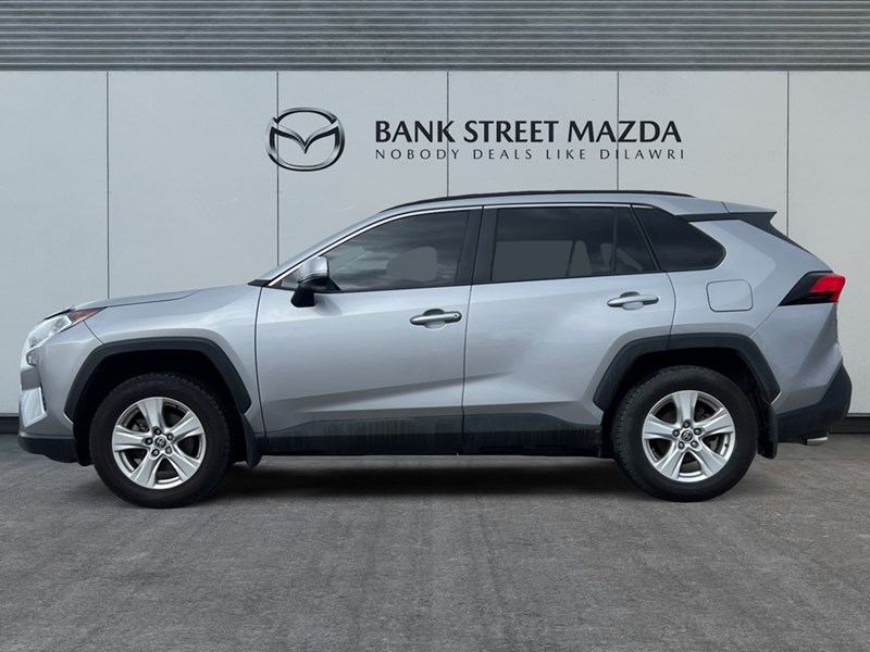 2021 Toyota RAV4 XLE AWD