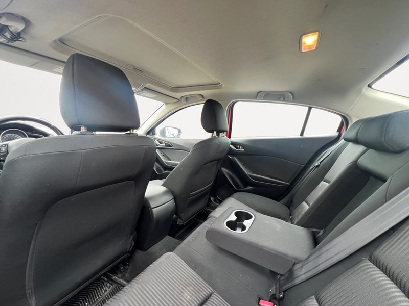 2014  Mazda3 4dr Sdn Man GS-SKY