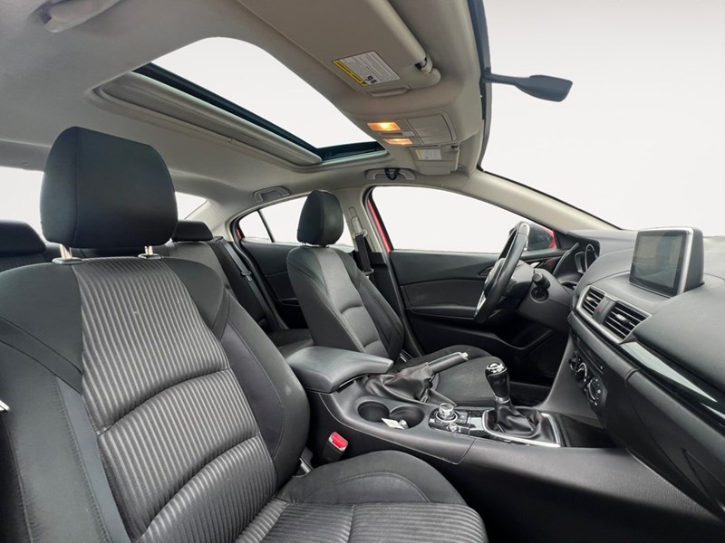 2014  Mazda3 4dr Sdn Man GS-SKY