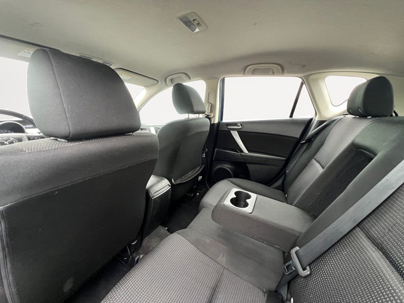 2013  Mazda3 Sport 4dr HB Sport Auto GS-SKY