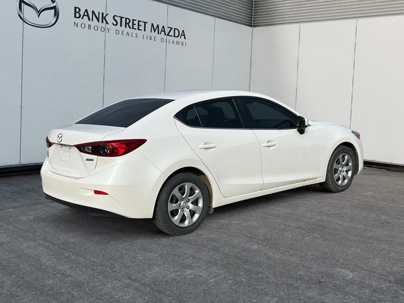 2017  Mazda3 4dr Sdn Auto GS