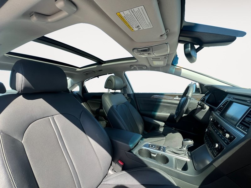 2017 Hyundai Sonata 4dr Sdn 2.4L Auto Limited