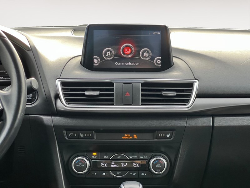 2017  Mazda3 4dr Sdn Auto GT