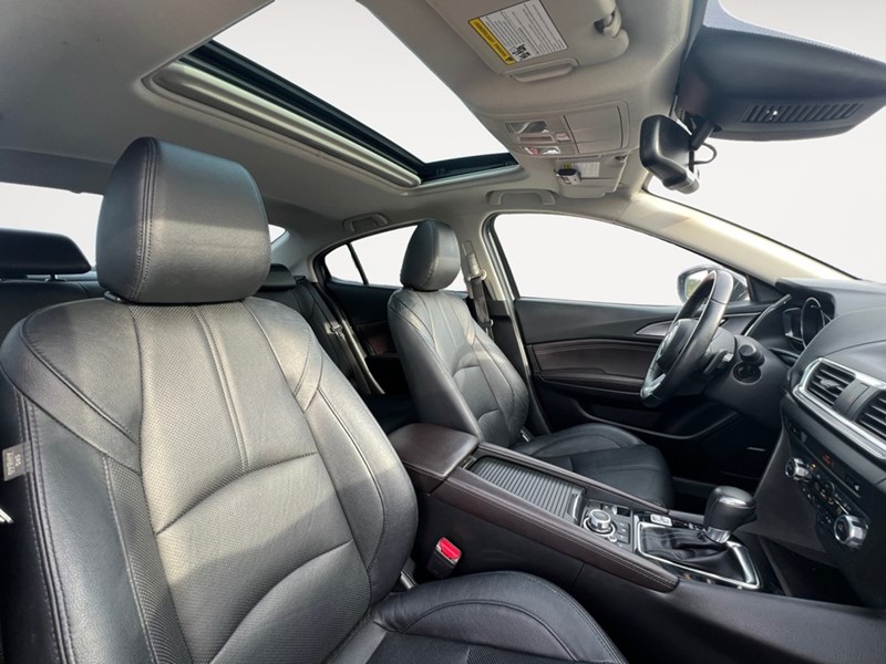 2017  Mazda3 4dr Sdn Auto GT
