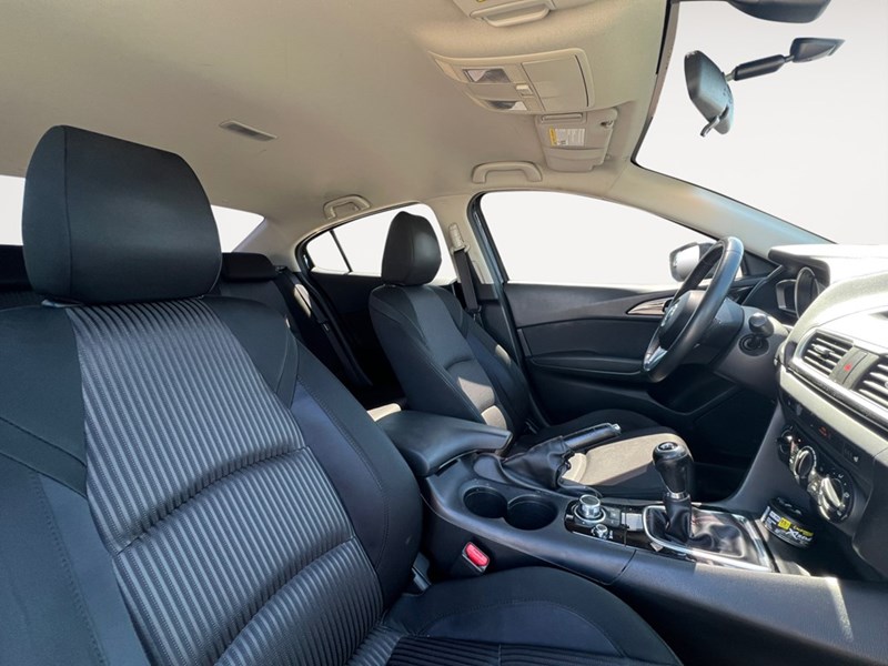 2014  Mazda3 4dr Sdn Man GS-SKY