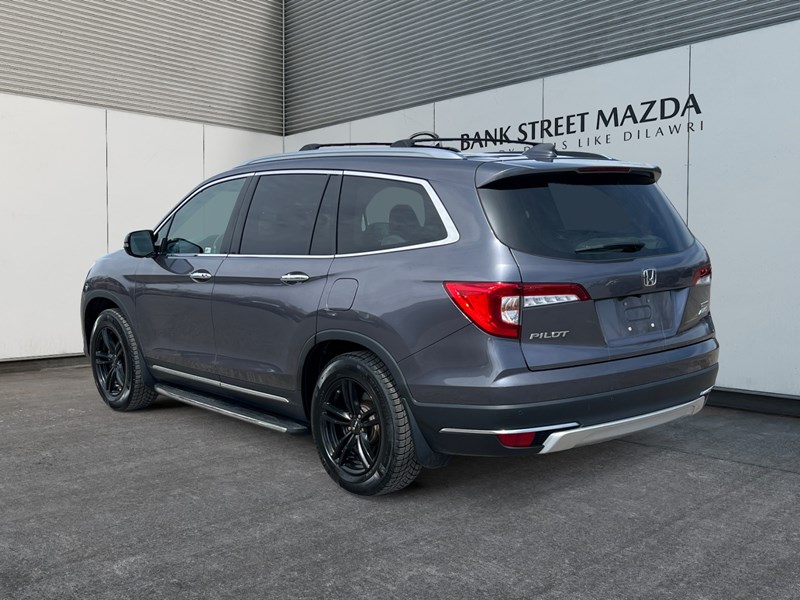 2022 Honda Pilot Touring 7-Passenger AWD