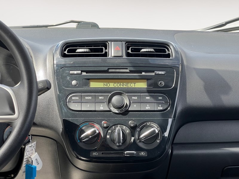 2017 Mitsubishi Mirage 4dr HB Auto ES
