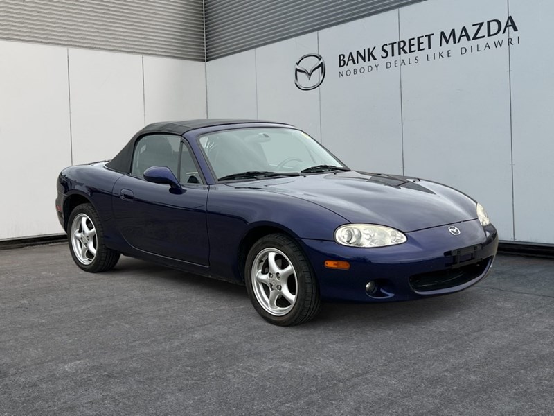 2004 Mazda MX-5 Miata 2dr Conv GS Manual