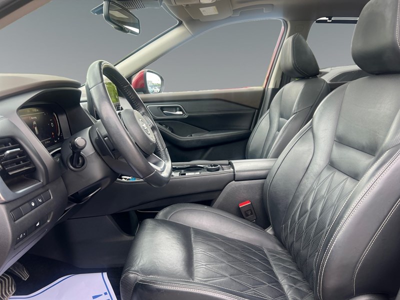 2021 Nissan Rogue AWD Platinum