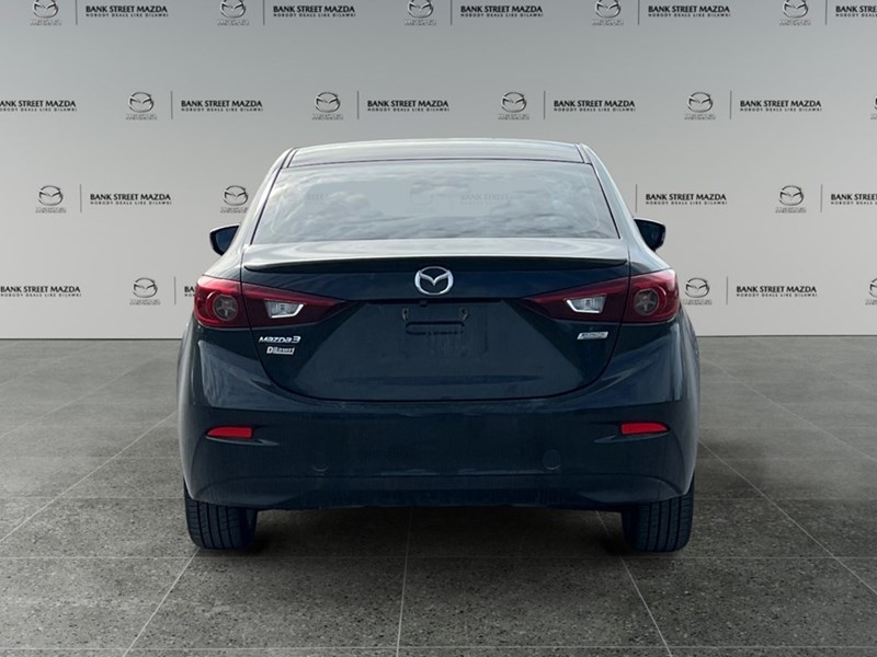 2016  Mazda3 4dr Sdn Auto GT