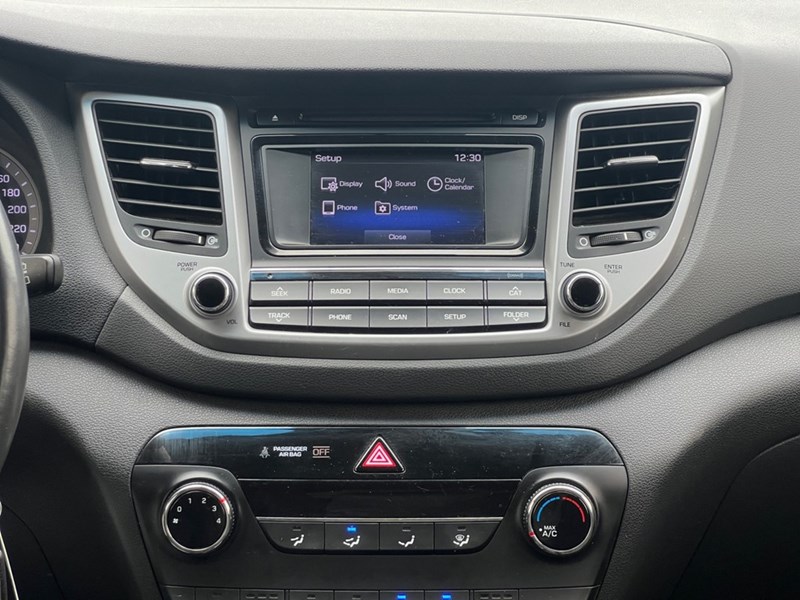 2017 Hyundai Tucson AWD 4dr 2.0L Premium