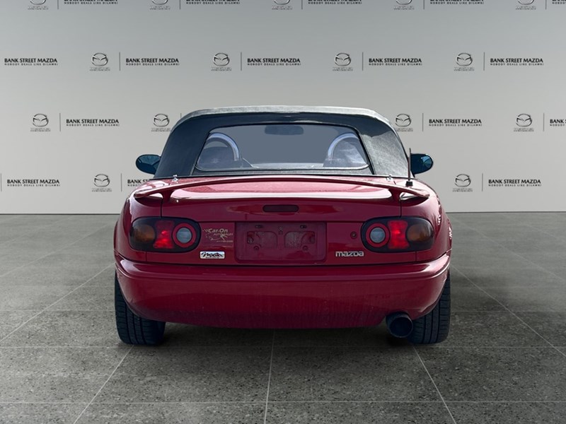1994 MAZDA MX5 Miata 2dr Convertible