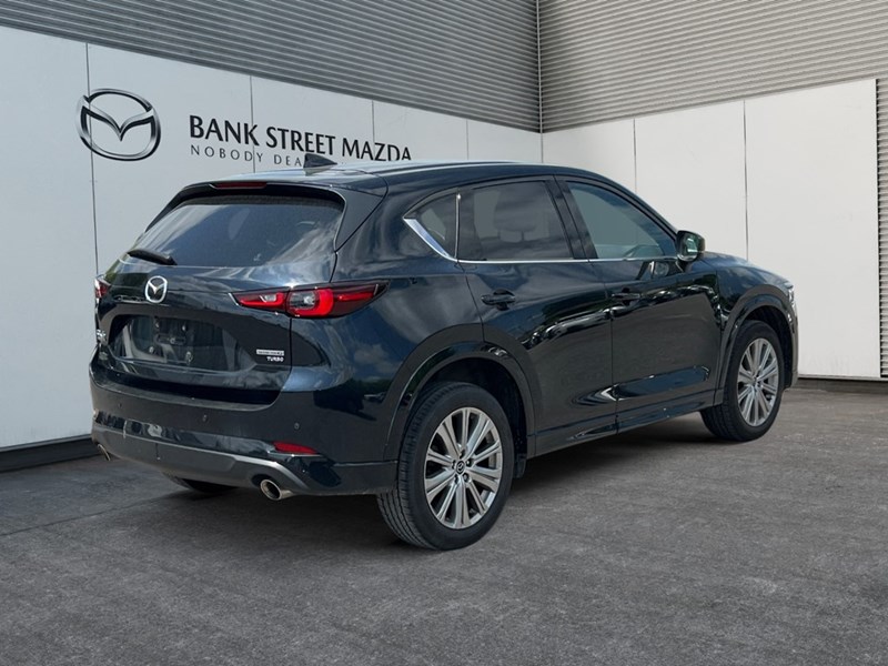2022 Mazda CX-5 Signature AWD