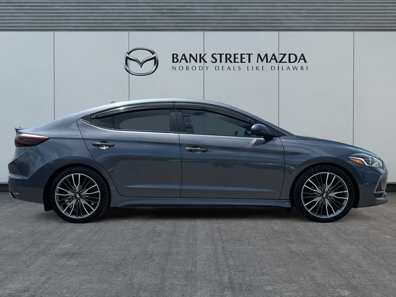 2018 Hyundai Elantra Sport Tech DCT