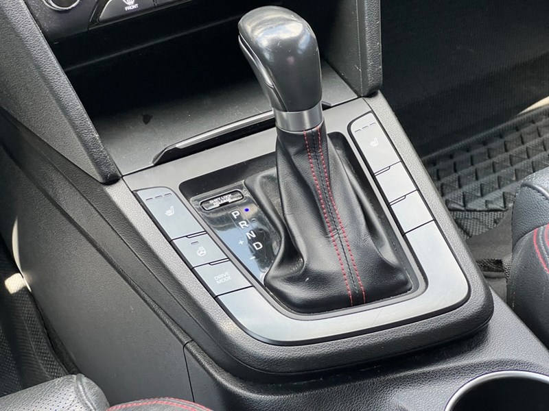 2018 Hyundai Elantra Sport Tech DCT
