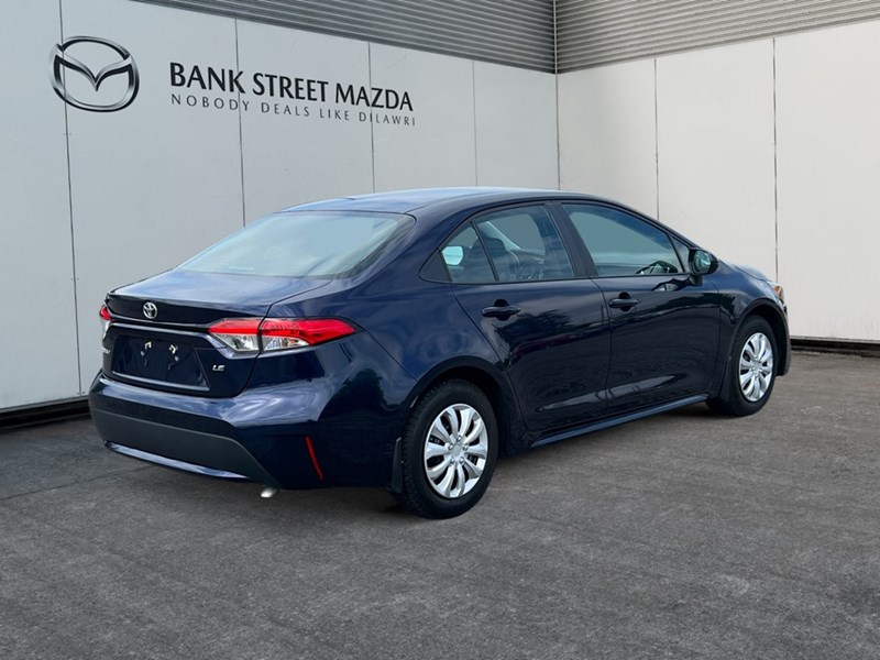 2022 Toyota Corolla LE CVT