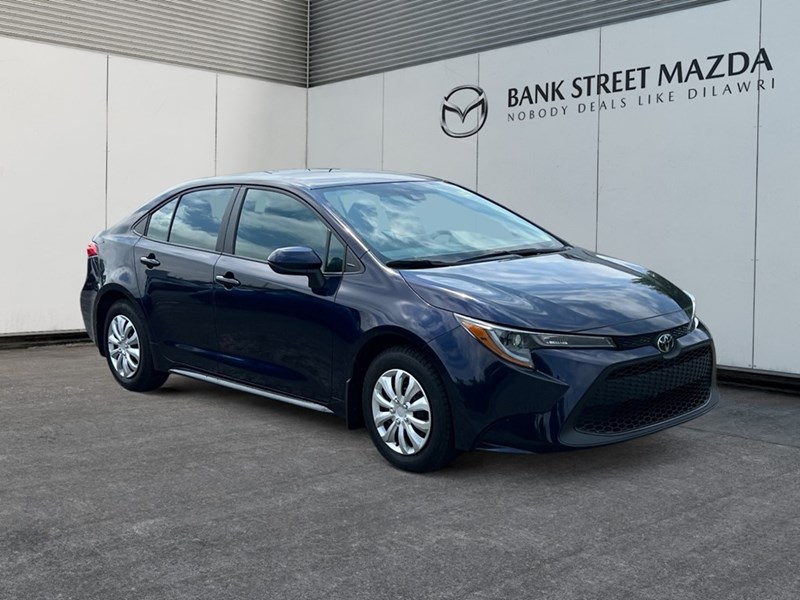 2022 Toyota Corolla LE CVT