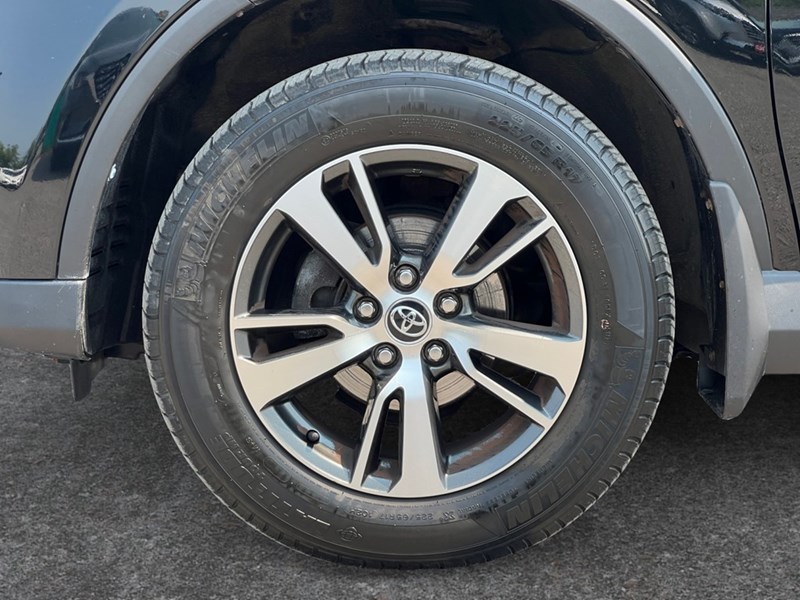 2018 Toyota RAV4 AWD LE