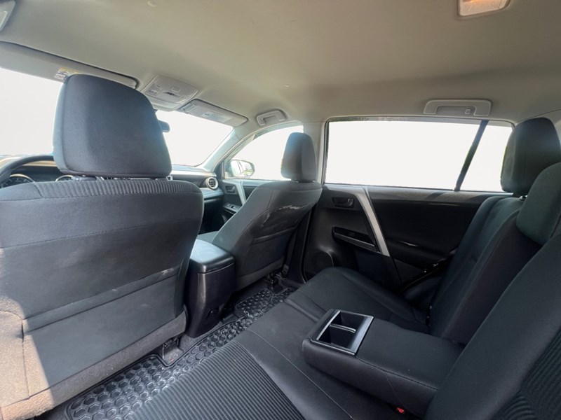 2018 Toyota RAV4 AWD LE