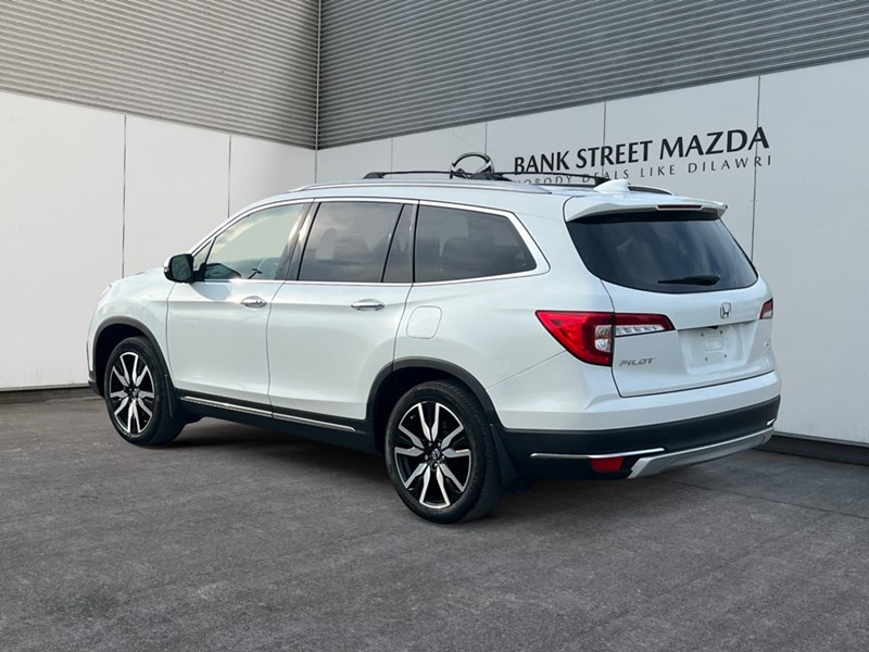 2021 Honda Pilot Touring 7-Passenger AWD