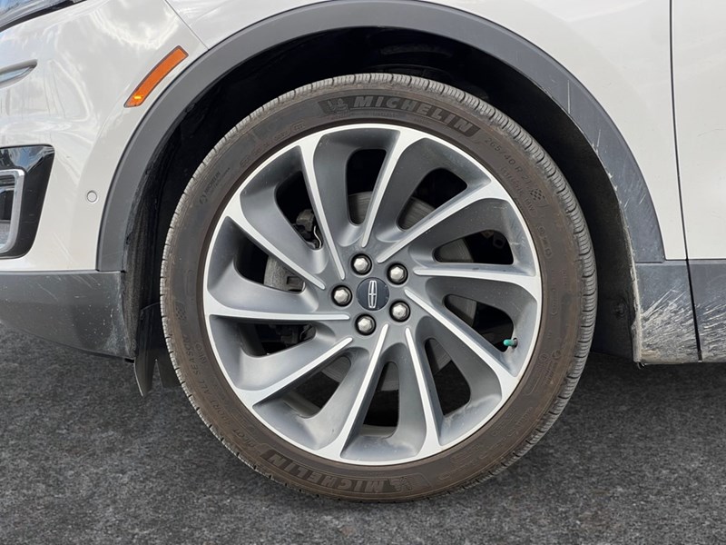 2020 Lincoln Nautilus Reserve AWD