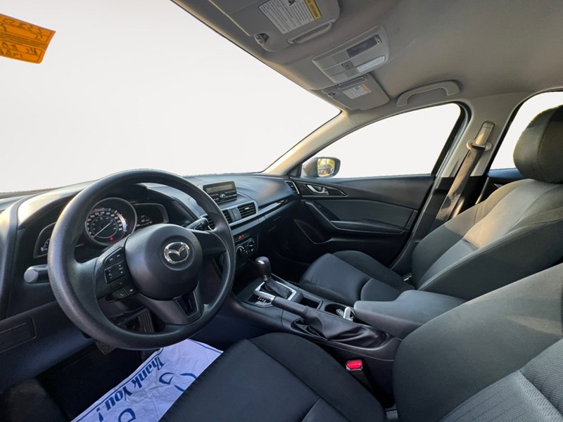 2015  Mazda3 Sport 4dr HB Sport Auto GX