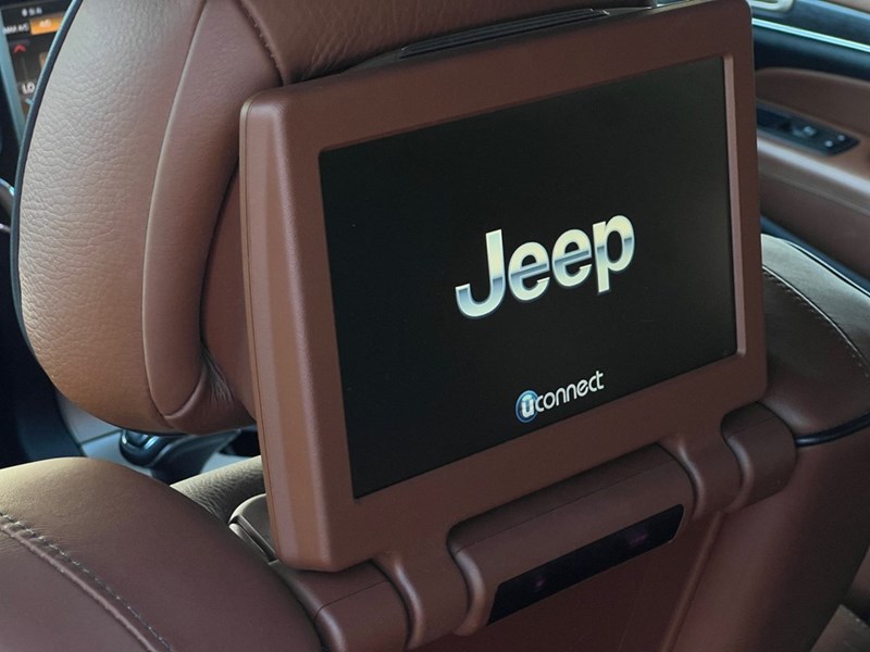 2015 Jeep Grand Cherokee 4WD 4dr Summit